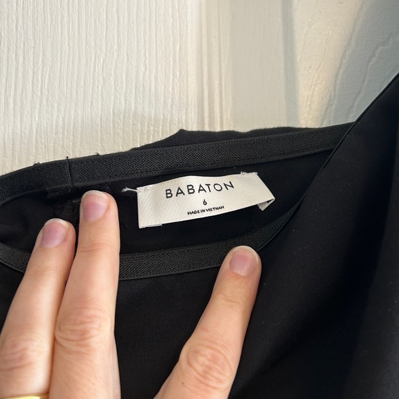 Aritzia Babaton Ruslan Dress in Black. Size 6. - Picture 3 of 4